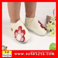 New Design Anti-skid Cute free sample china flowers baby girl white dress shoes